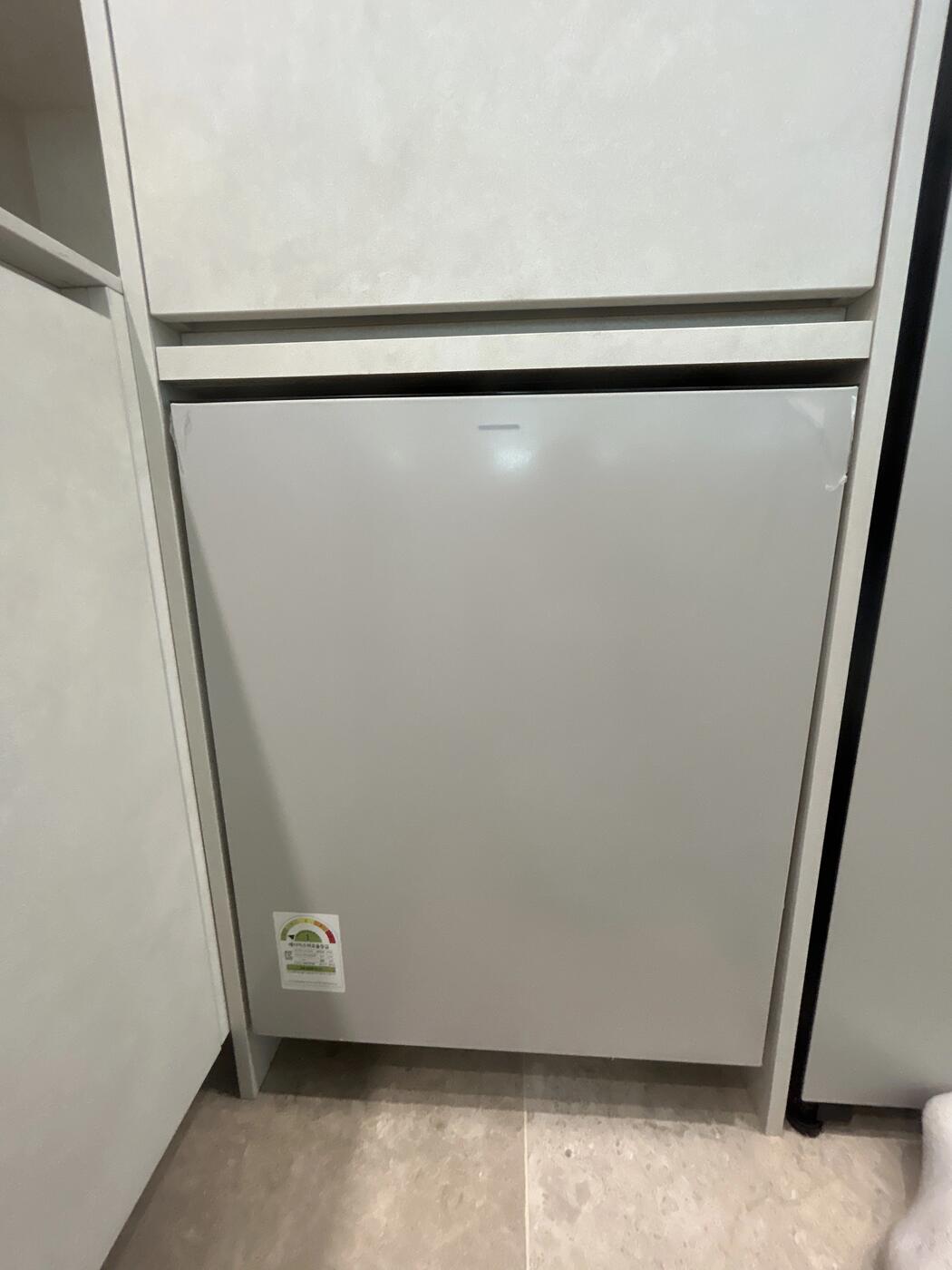 서랍장 철거 후 식세기를 설치한 하부장 사진